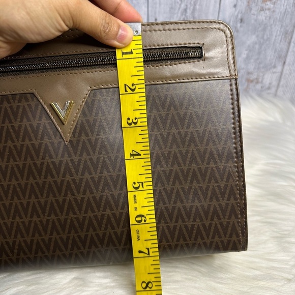 VALENTINO mario patent leather clutch bag - Picture 16 of 17